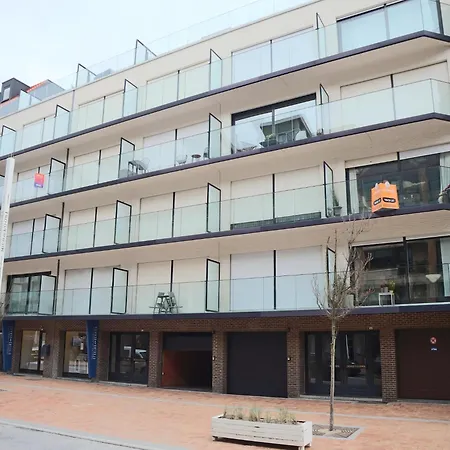 In Near The Beach, Cleaning Included * Nieuwpoort