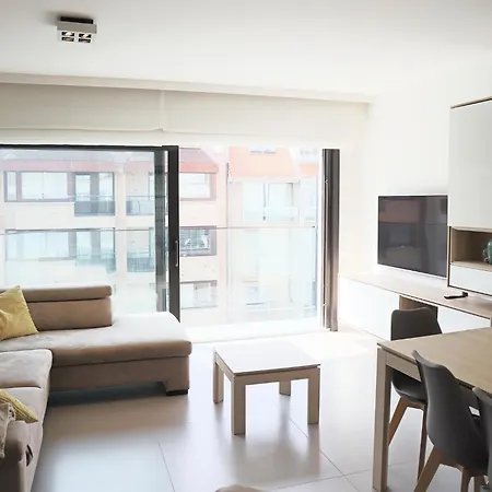 In Near The Beach, Cleaning Included Apartment