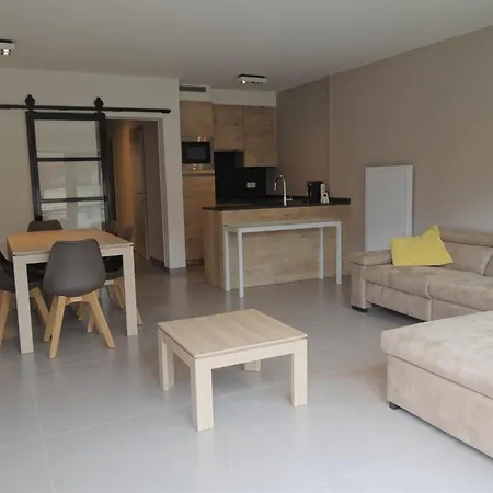 In Near The Beach, Cleaning Included Apartment Nieuwpoort